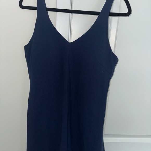💙 Aritzia Overhead V-Neck Sports Dress | Navy | Size L | NWT 💙 - Picture 6 of 7